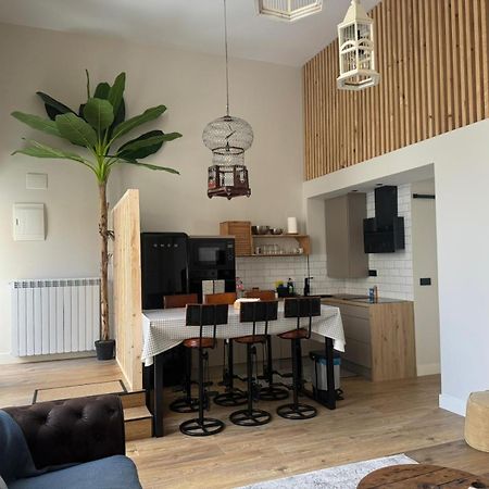 Cornelia Suites 03 Santander Bagian luar foto